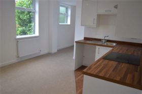 1 bedroom Flat for sale